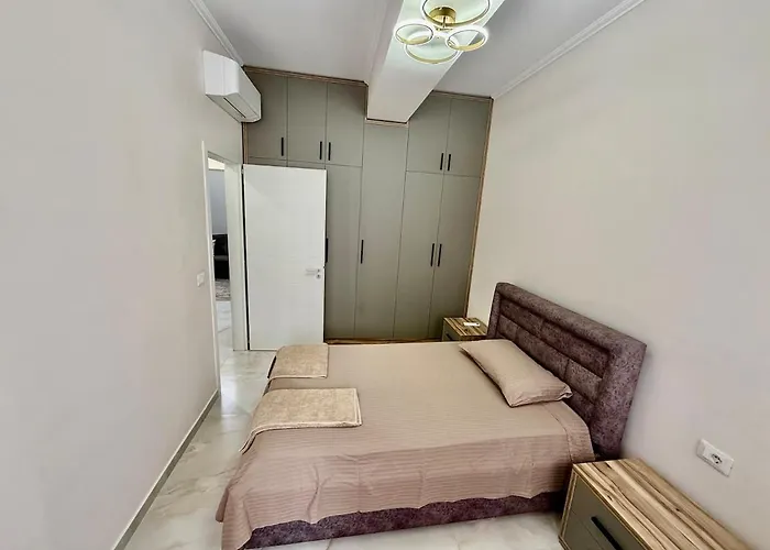 公寓 Modern 地拉那